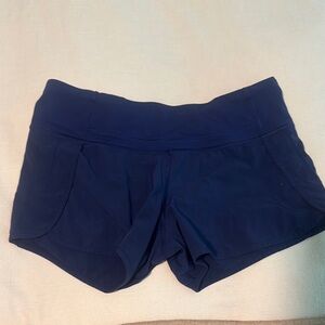 Lululemon speed up lined 2.5” shorts size 6